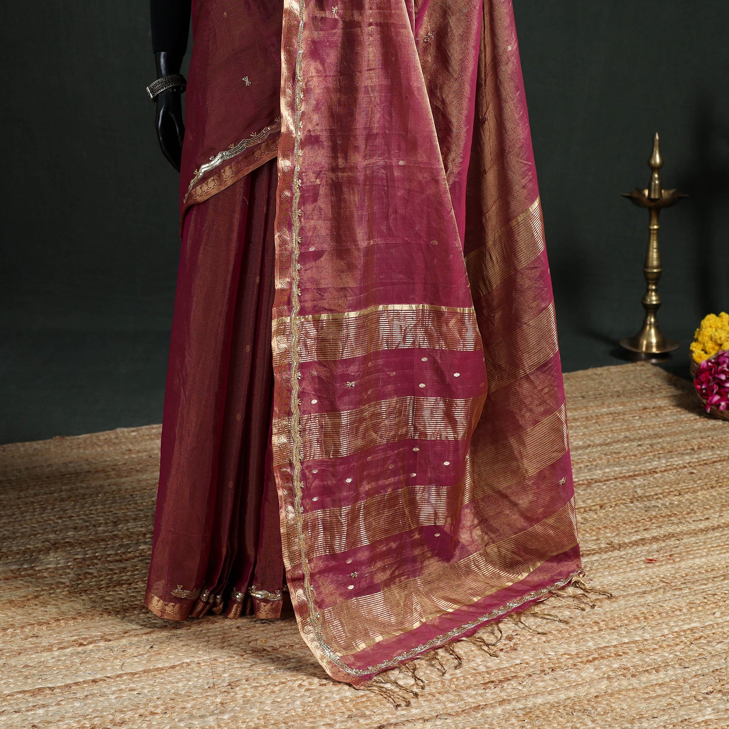 Pure Handloom Tissue Zari Buti Bead Work Katan Silk Chanderi Saree 05