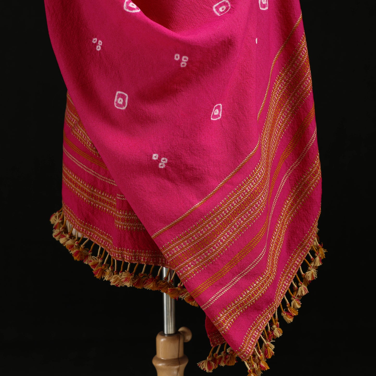 Kutch Handwoven Bandhani Merino Wool Shawl 24