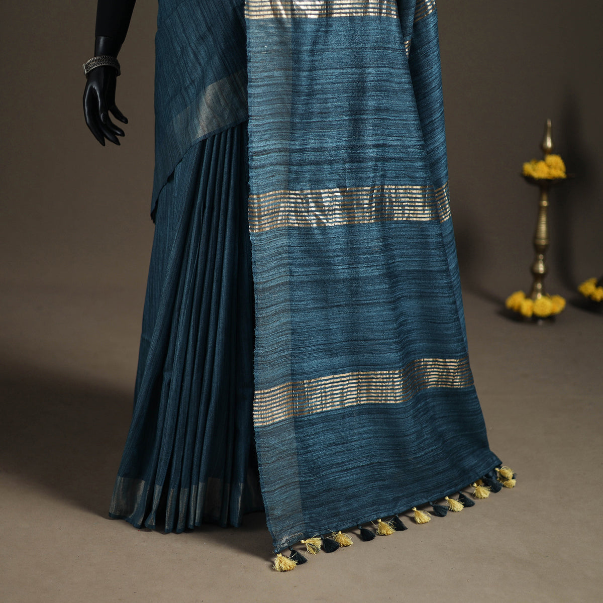 Ghicha Tussar Silk Bhagalpuri Pure Handwoven Saree with Zari Border 01