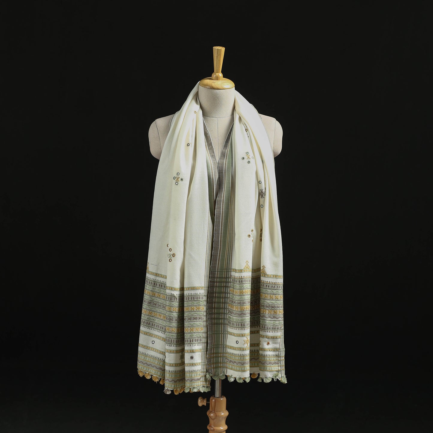 Kutch Handwoven Mirror Work Chomuk Buta Acrylic Wool Shawl 16
