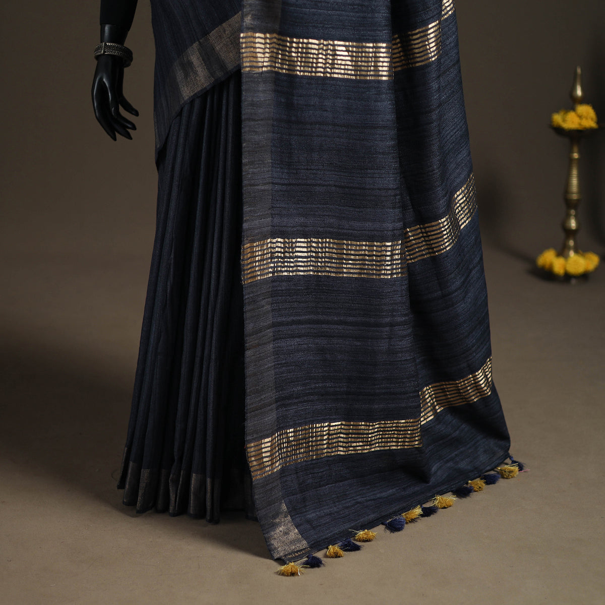 Ghicha Tussar Silk Bhagalpuri Pure Handwoven Saree with Zari Border 03