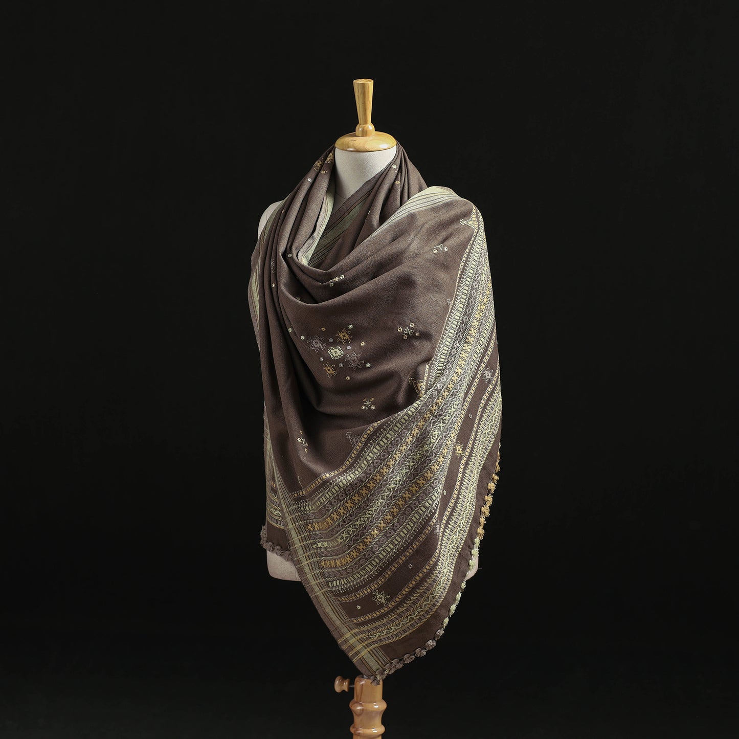 Kutch Handwoven Mirror Work Chomuk Buta Acrylic Wool Shawl 17