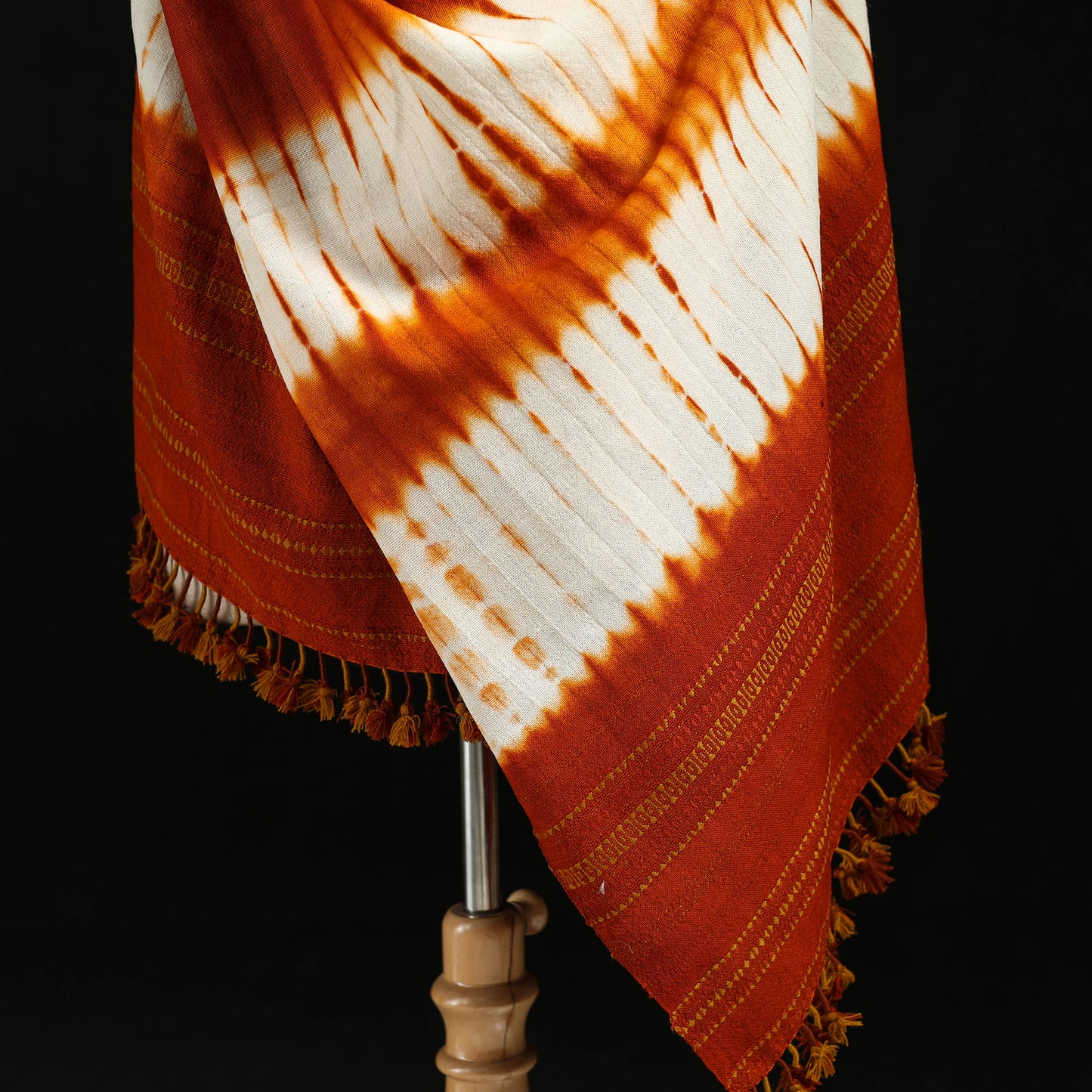 Kutch Handwoven Bandhani Merino Wool Shawl 28