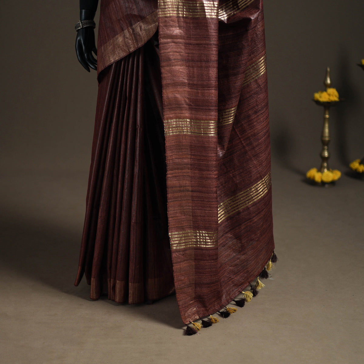 Ghicha Tussar Silk Bhagalpuri Pure Handwoven Saree with Zari Border 04