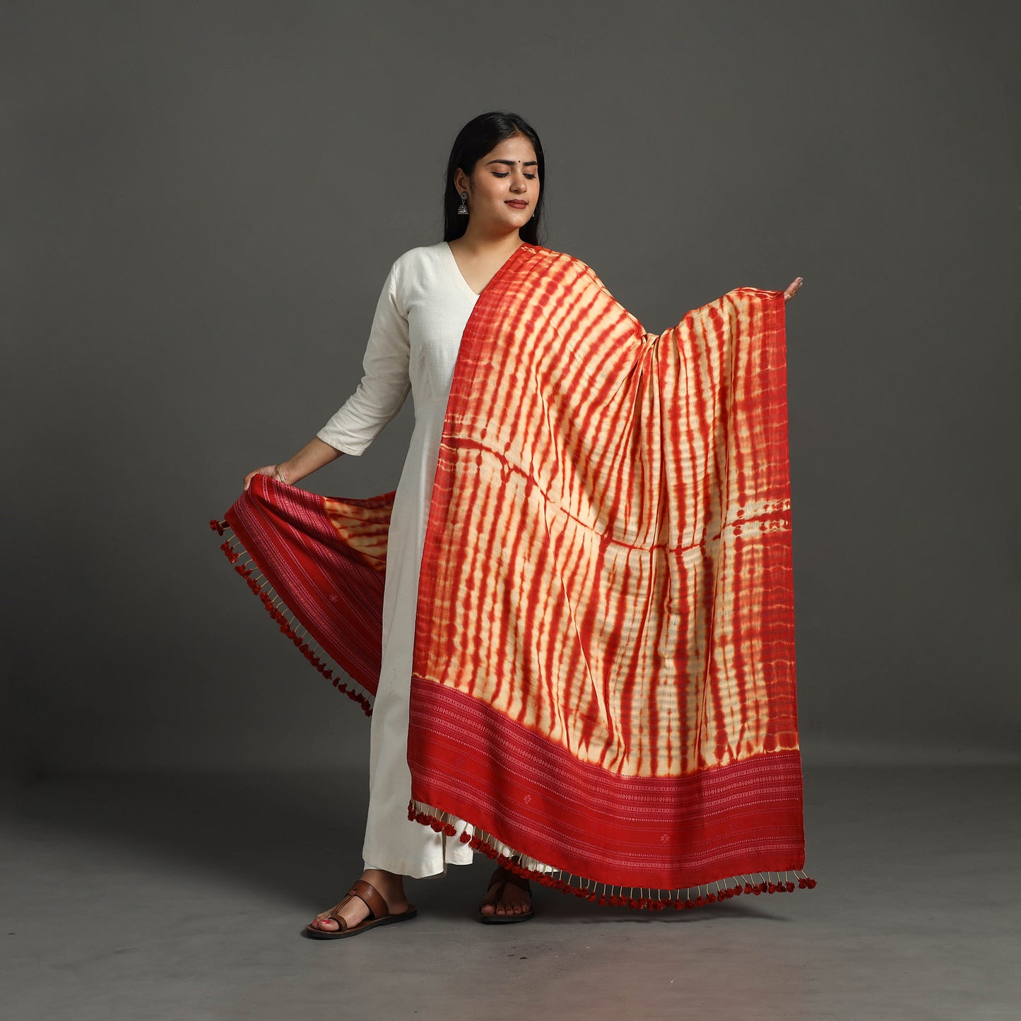  Red Kutch Bhujodi Weaving Handloom Cotton Dupatta