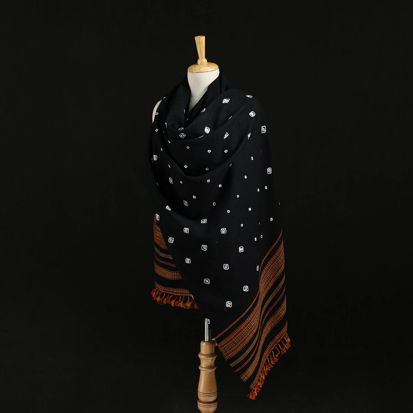 Kutch Handwoven Bandhani Merino Wool Shawl 31