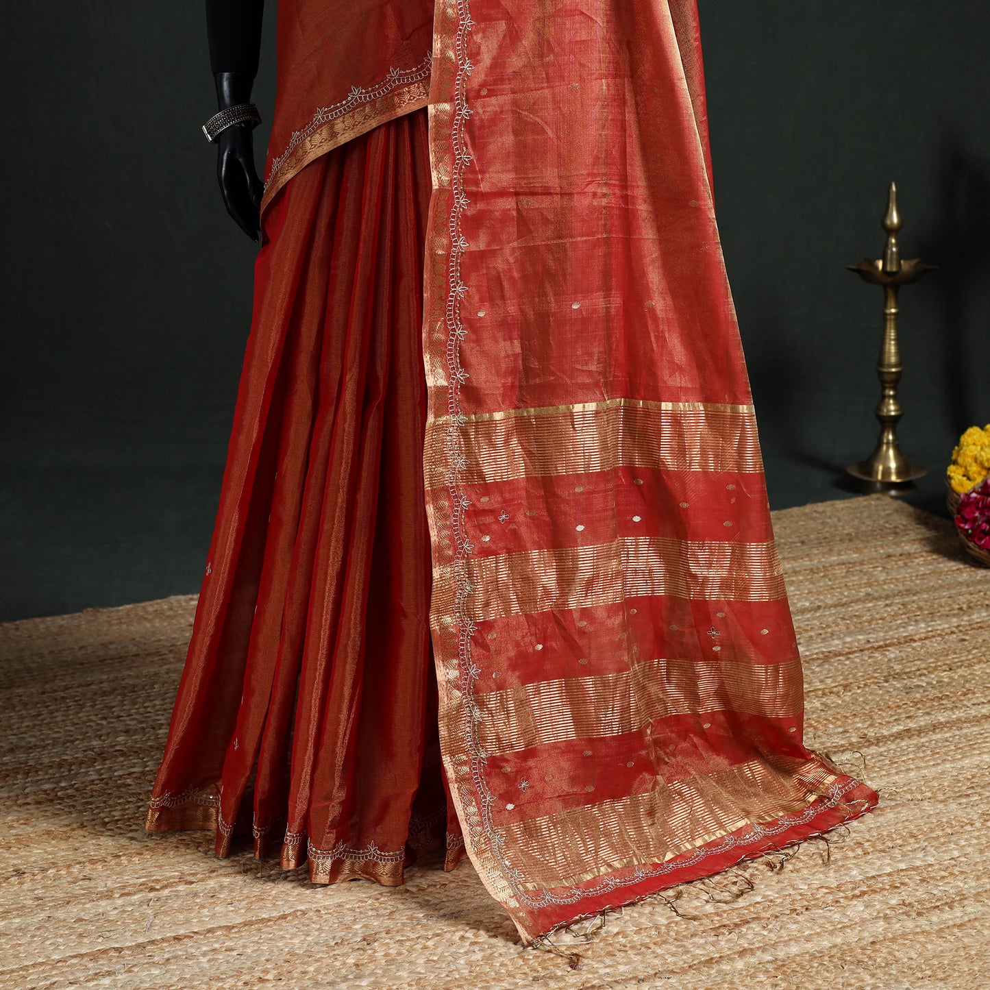 Pure Handloom Tissue Zari Buti Bead Work Katan Silk Chanderi Saree 10