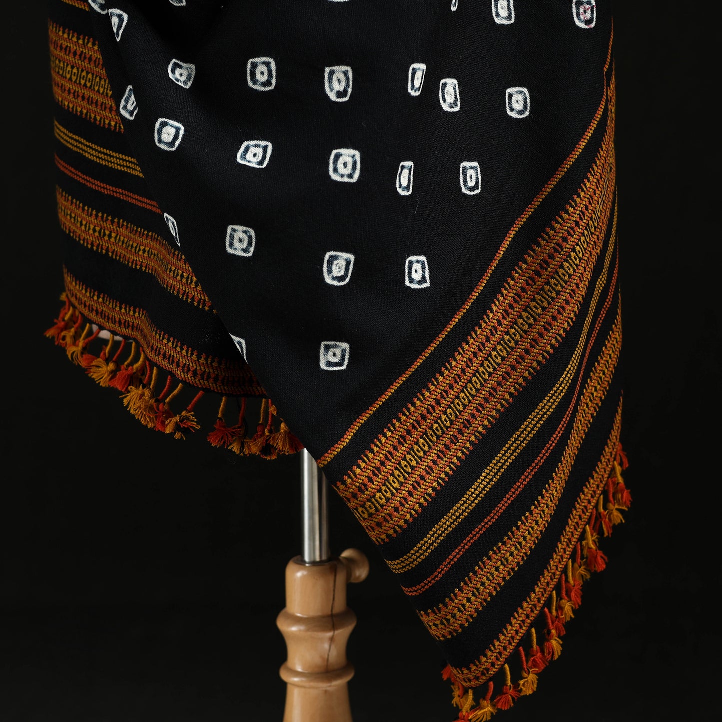 Kutch Handwoven Bandhani Merino Wool Shawl 34