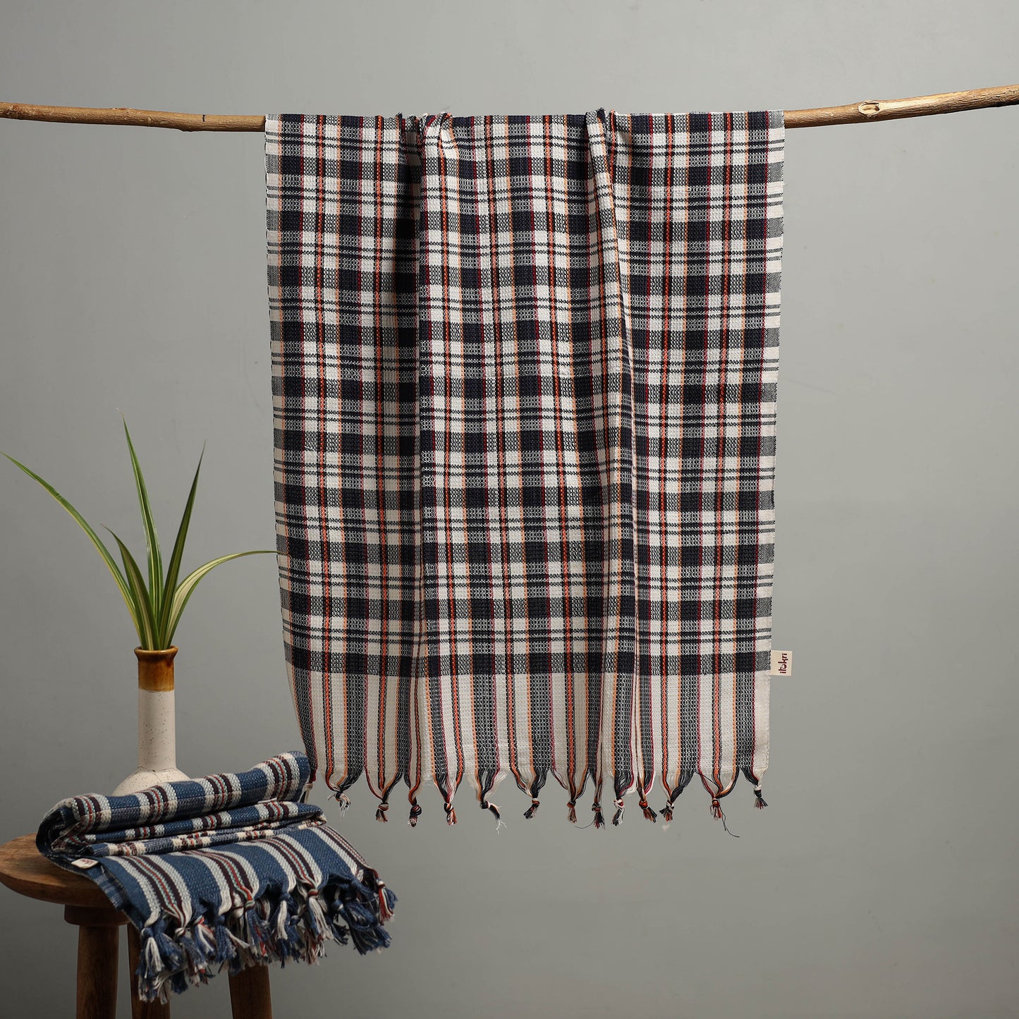 Handloom Fine Cotton Checks Bath Towel  87