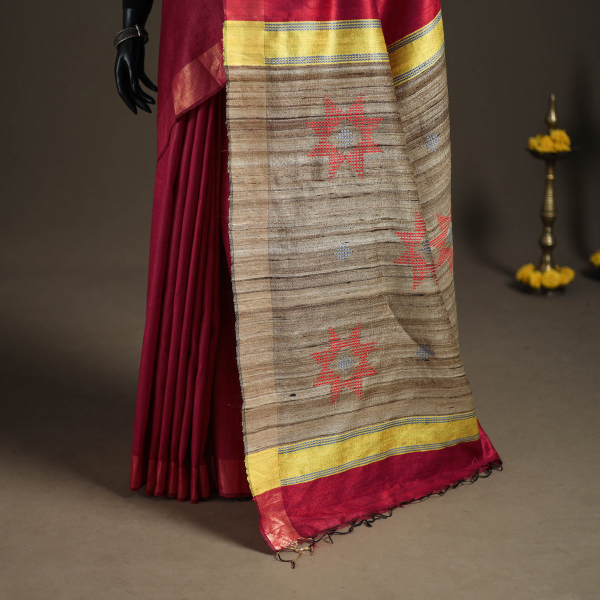 Dupion Raw Silk Bhagalpuri Pure Handwoven Saree with Zari Border 10