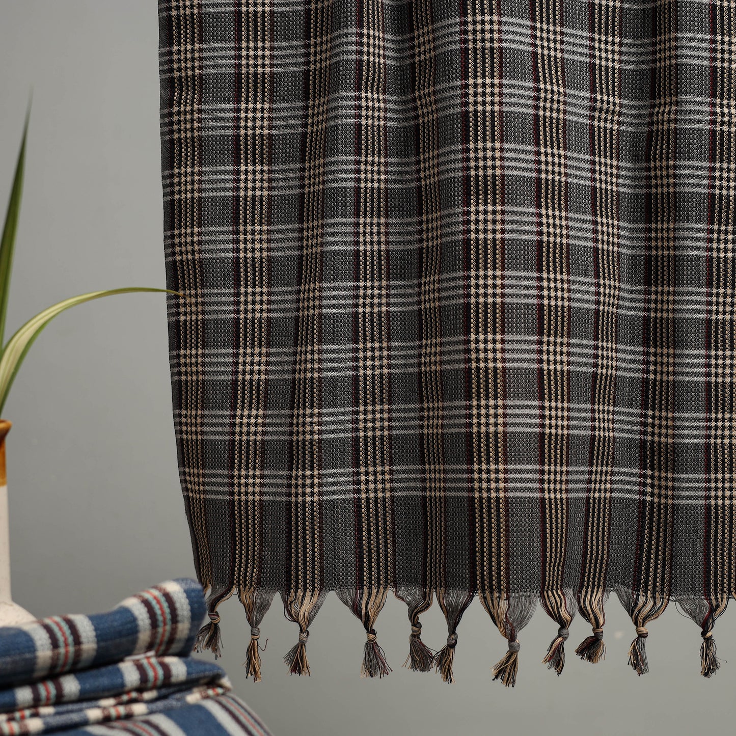 Handloom Fine Cotton Checks Bath Towel  90