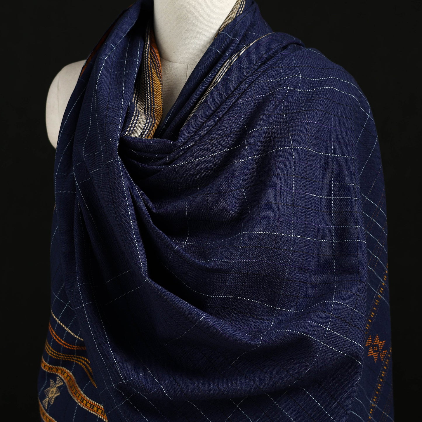 Kutch Bhujodi Handwoven Acrylic Wool Shawl 02