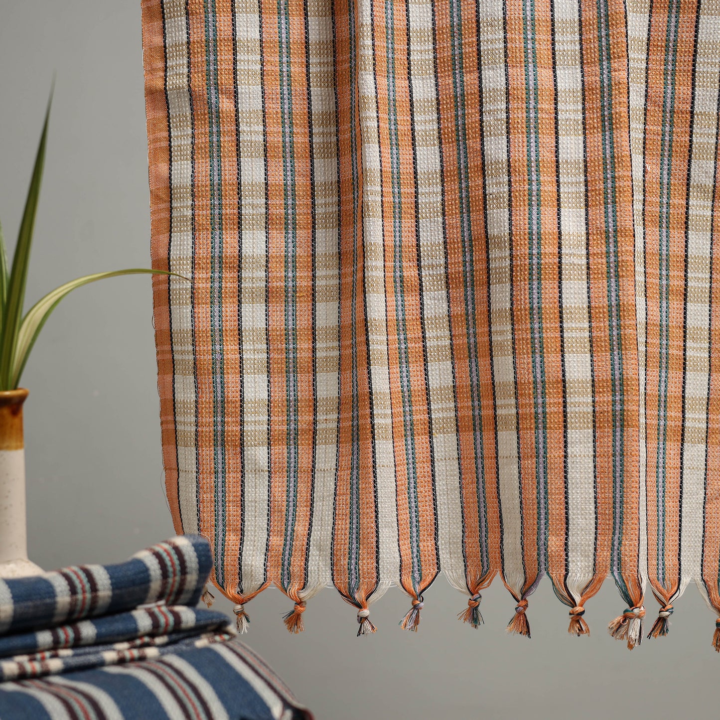 Handloom Fine Cotton Checks Bath Towel  91