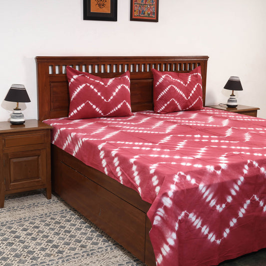 Maroon - Shibori Tie-Dye Cotton Double Bed Cover with Pillow Covers (108 x 90 in)