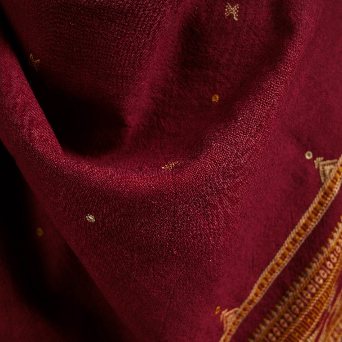 Kutch Bhujodi Handwoven Mirror Work Merino Wool Shawl 16