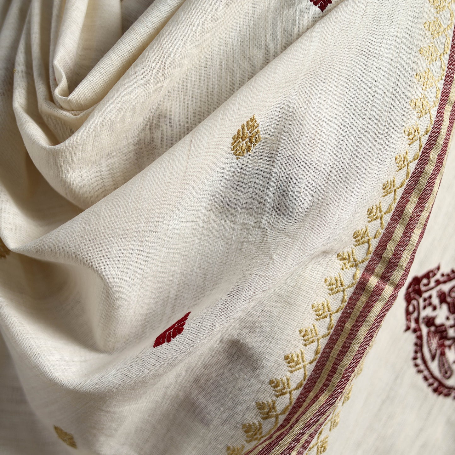Handspun Handwoven Pure Eri Silk Aari Hand Embroidered Shawl of Assam 01