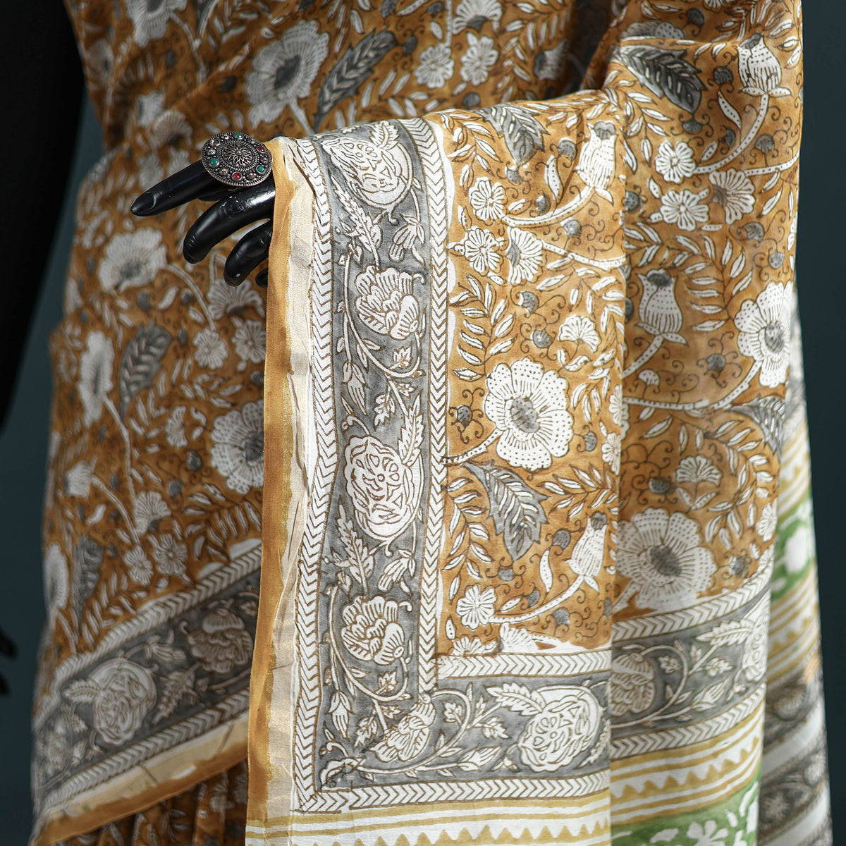 Floral Hand Block Print Mulberry Silk Sanganeri Saree 05