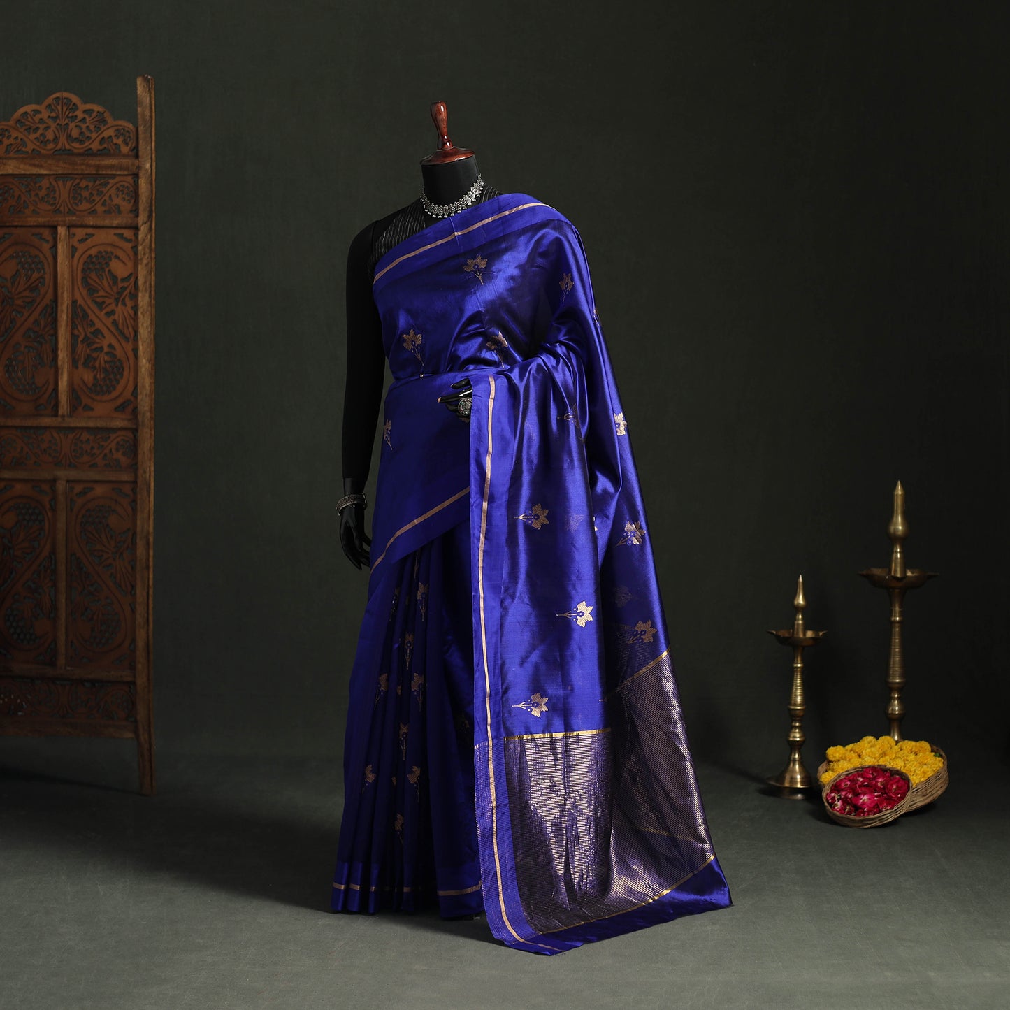 Pure Silk Handloom Zari Buta Chanderi Pattu Saree 01