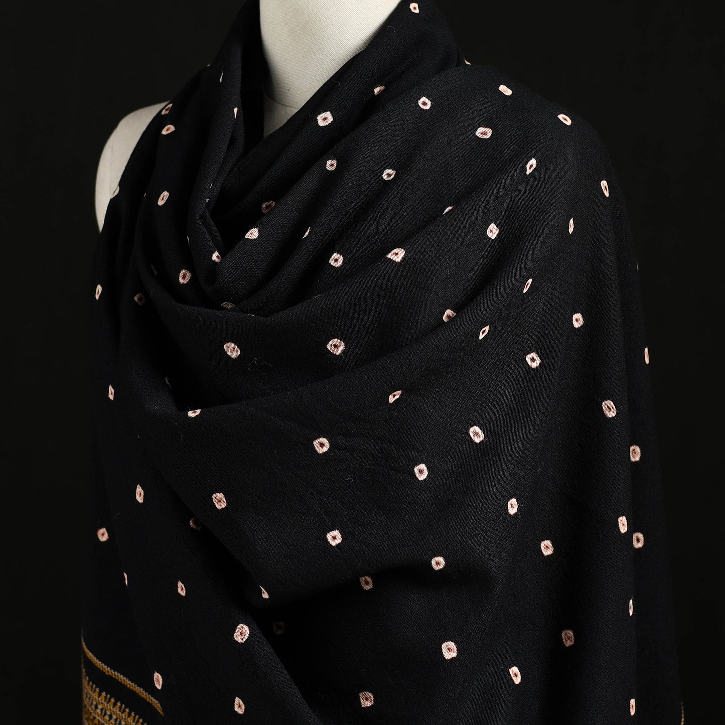 Kutch Handwoven Bandhani Merino Wool Shawl 37