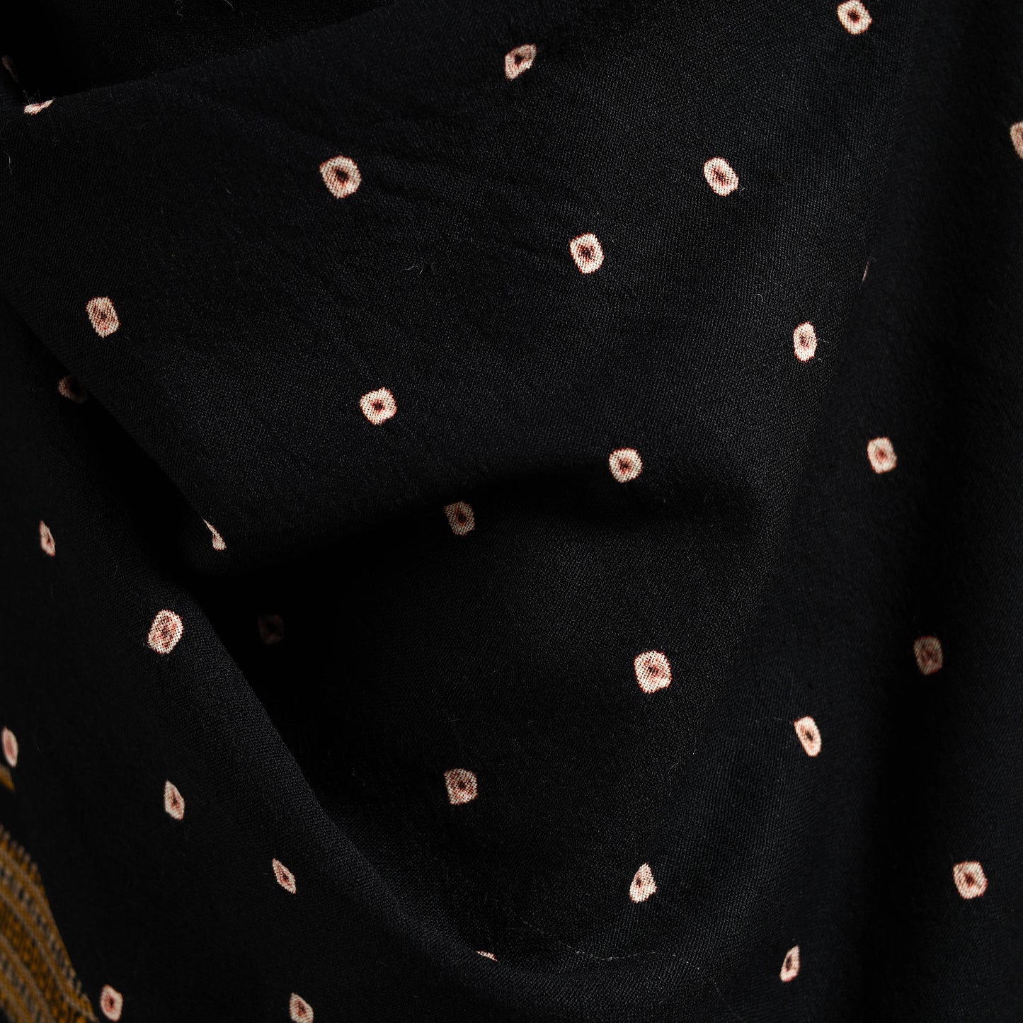 Kutch Handwoven Bandhani Merino Wool Shawl 37