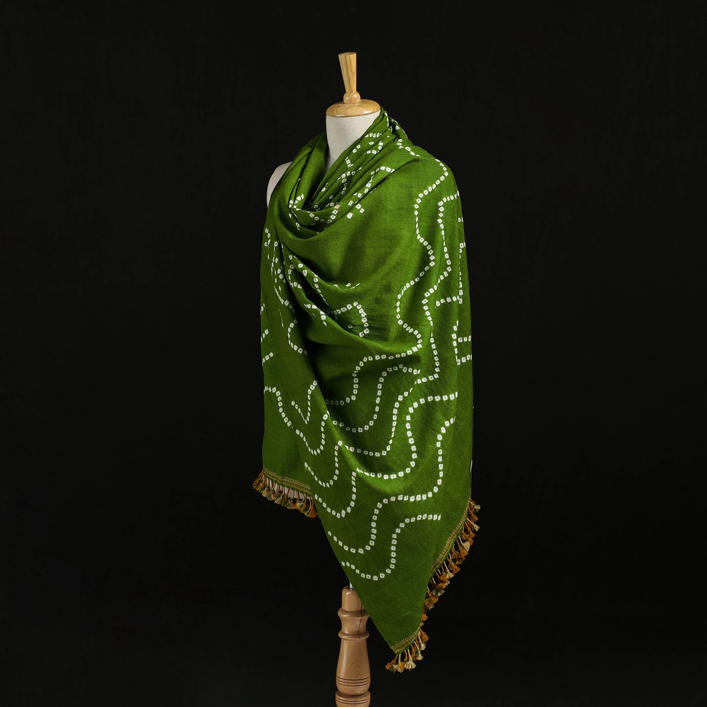 Kutch Handwoven Bandhani Merino Wool Shawl 42