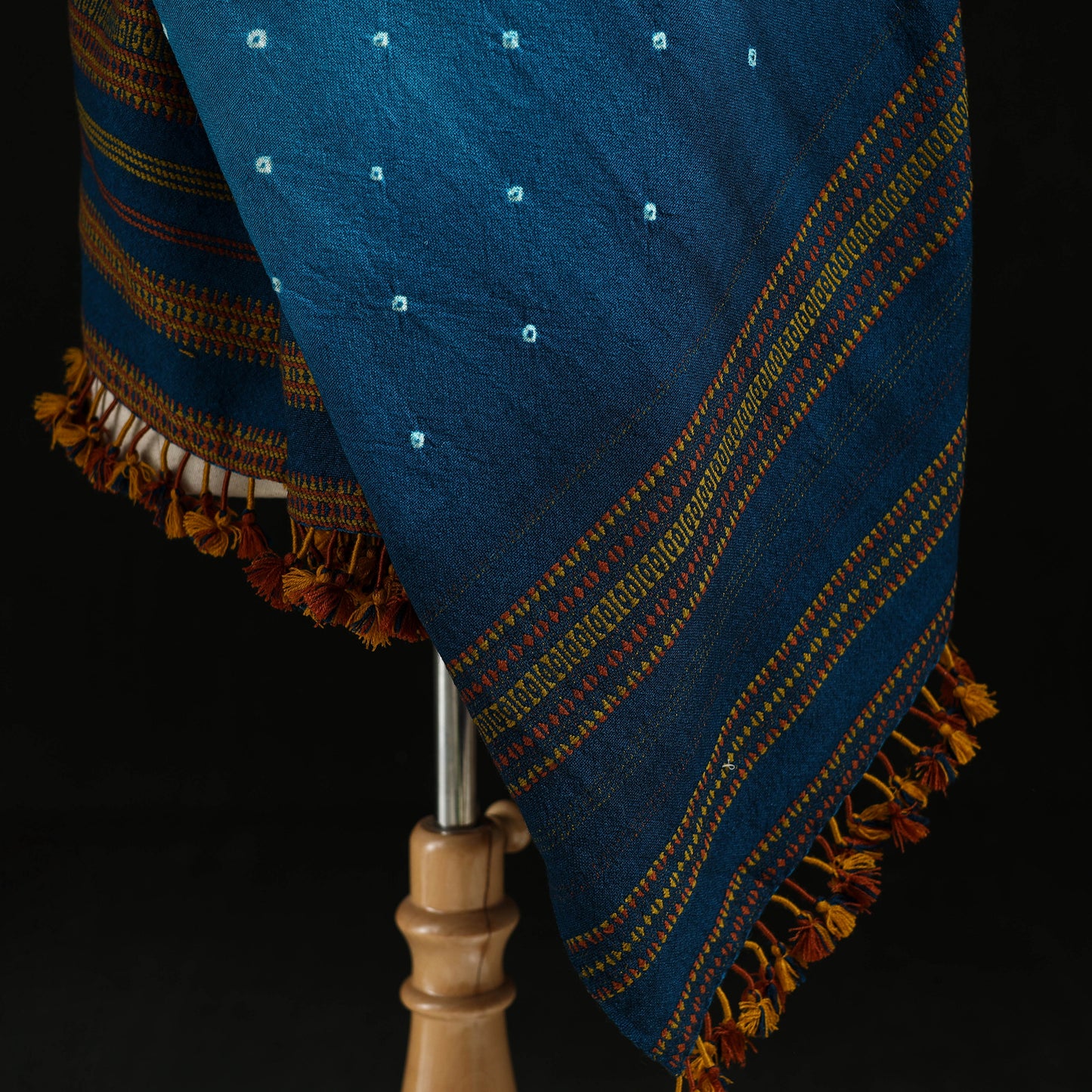 Kutch Handwoven Bandhani Merino Wool Shawl 43