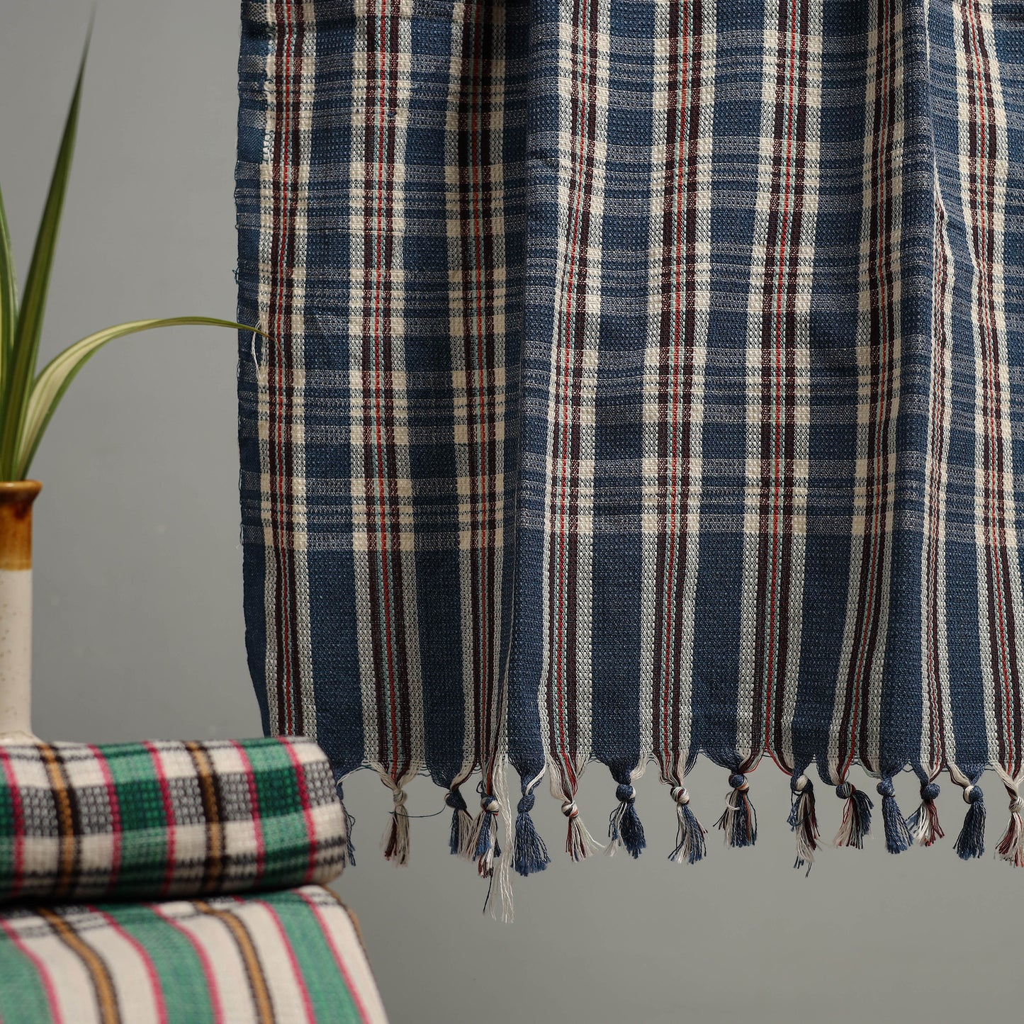 Handloom Fine Cotton Checks Bath Towel  65
