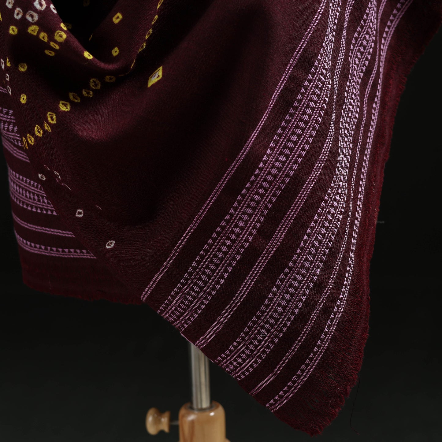 Kutch Handwoven Bandhani Tie-Dye Merino Wool Shawl 38