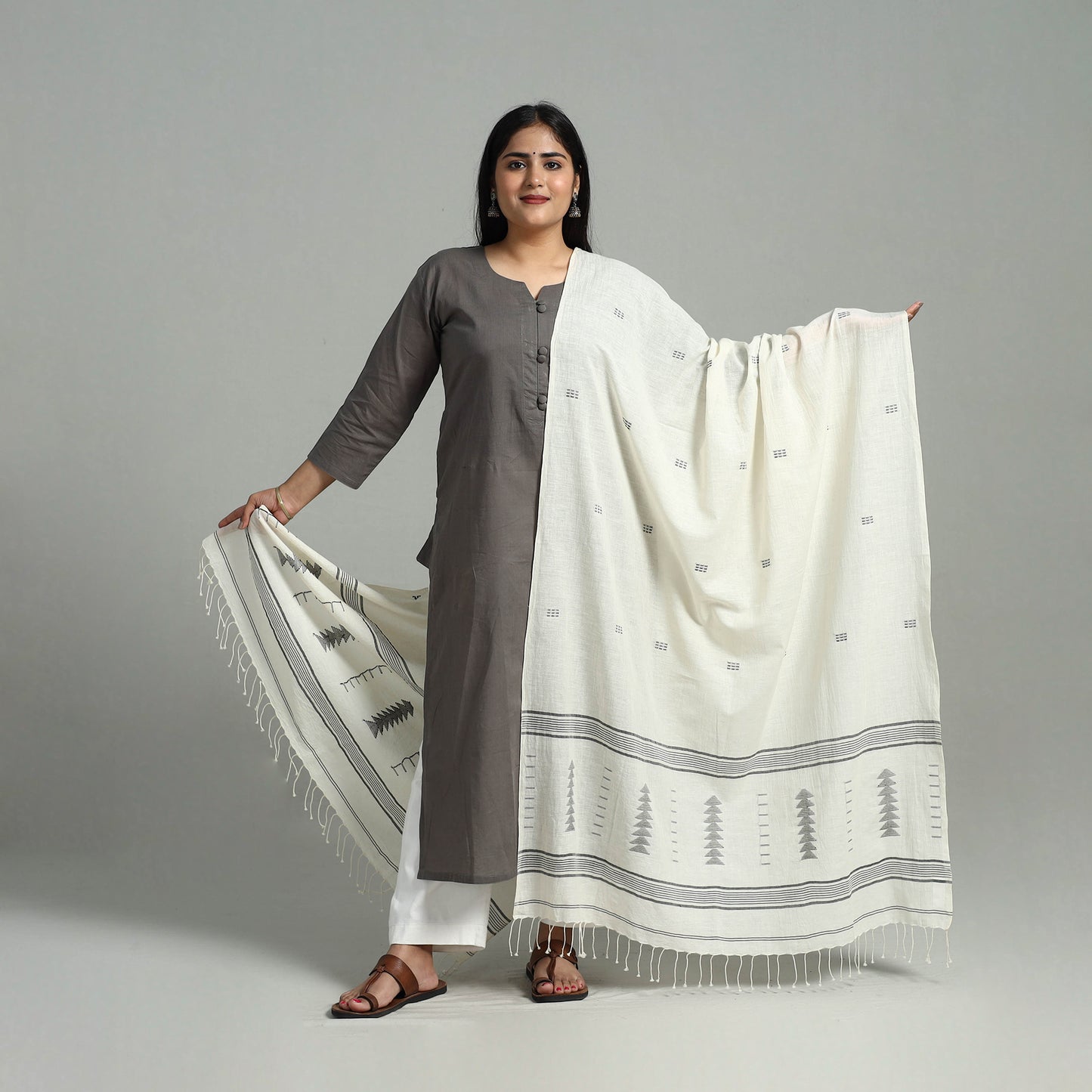 White - Handloom Cotton Burdwan Jamdani Dupatta 05