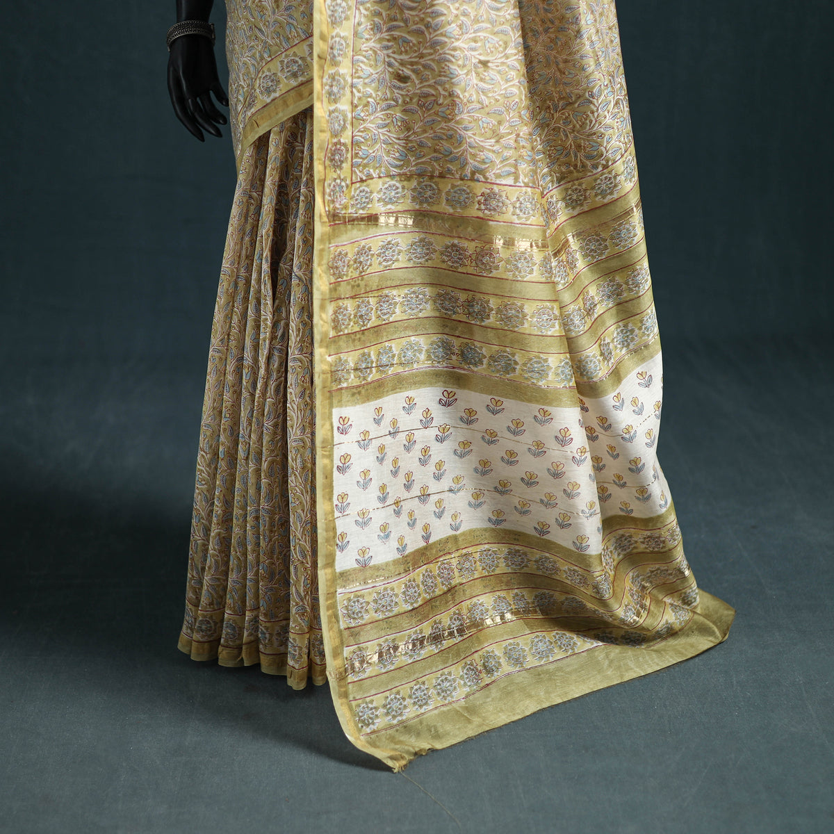 Floral Hand Block Print Mulberry Silk Sanganeri Saree 16