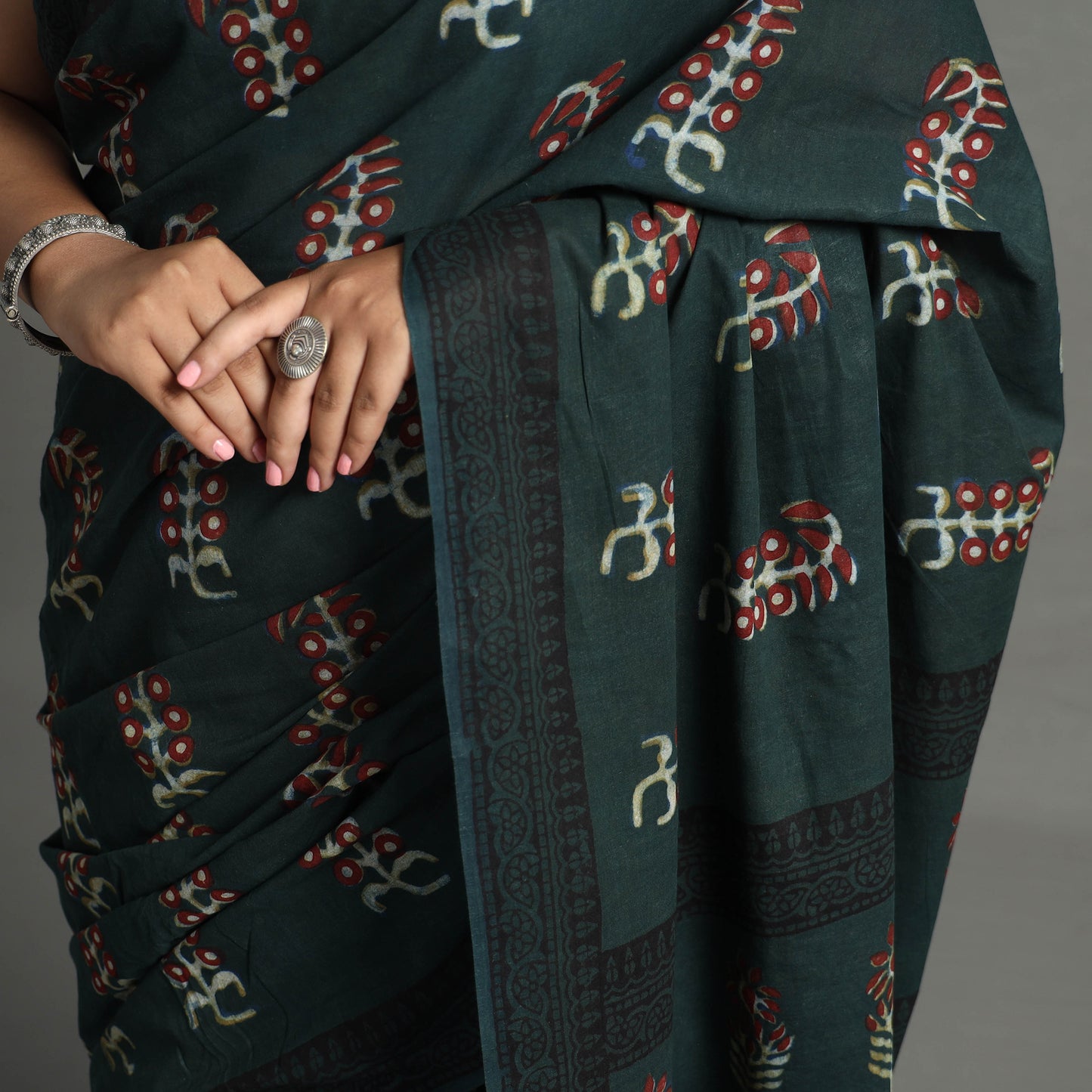 Green - Nandana Dabu Block Printed Mul Cotton Saree 02