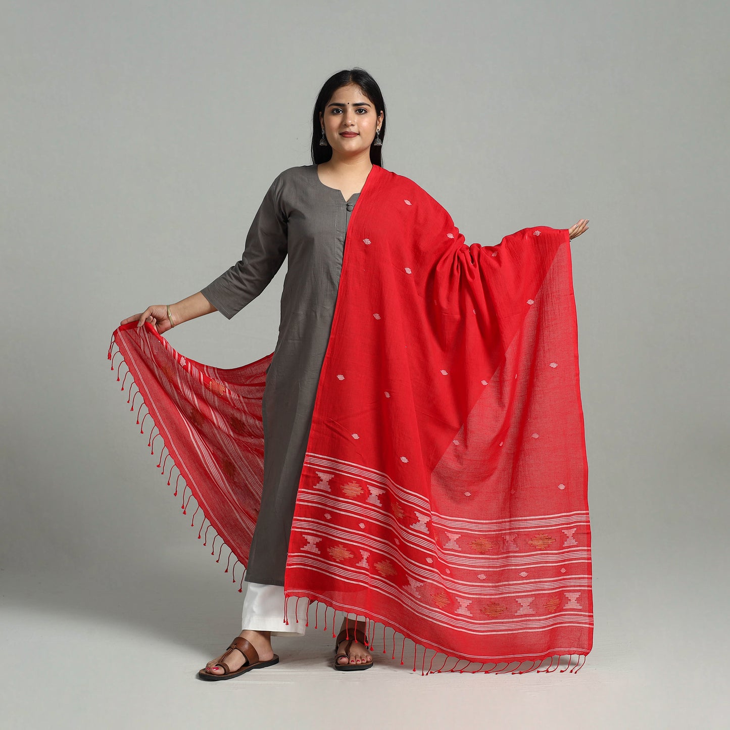 Red - Handloom Cotton Burdwan Jamdani Dupatta 10