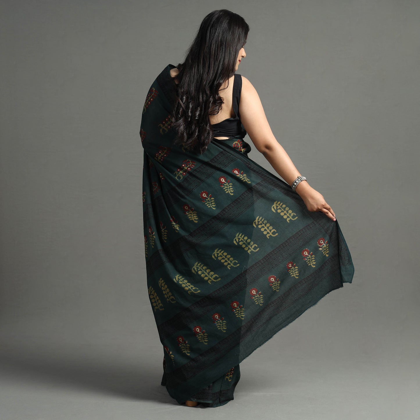 Green - Nandana Dabu Block Printed Mul Cotton Saree 01