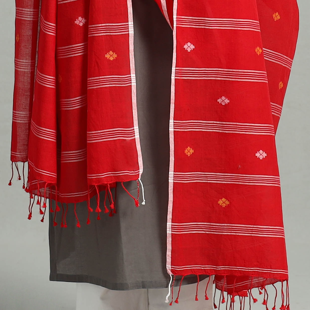 Red - Handloom Cotton Burdwan Jamdani Dupatta 13