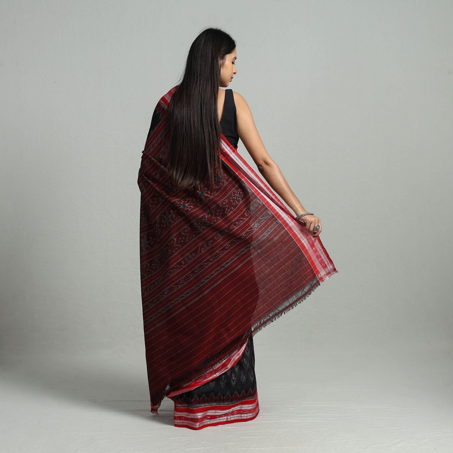 Black - Ikat Weave Handloom Cotton Sambalpuri Saree 20