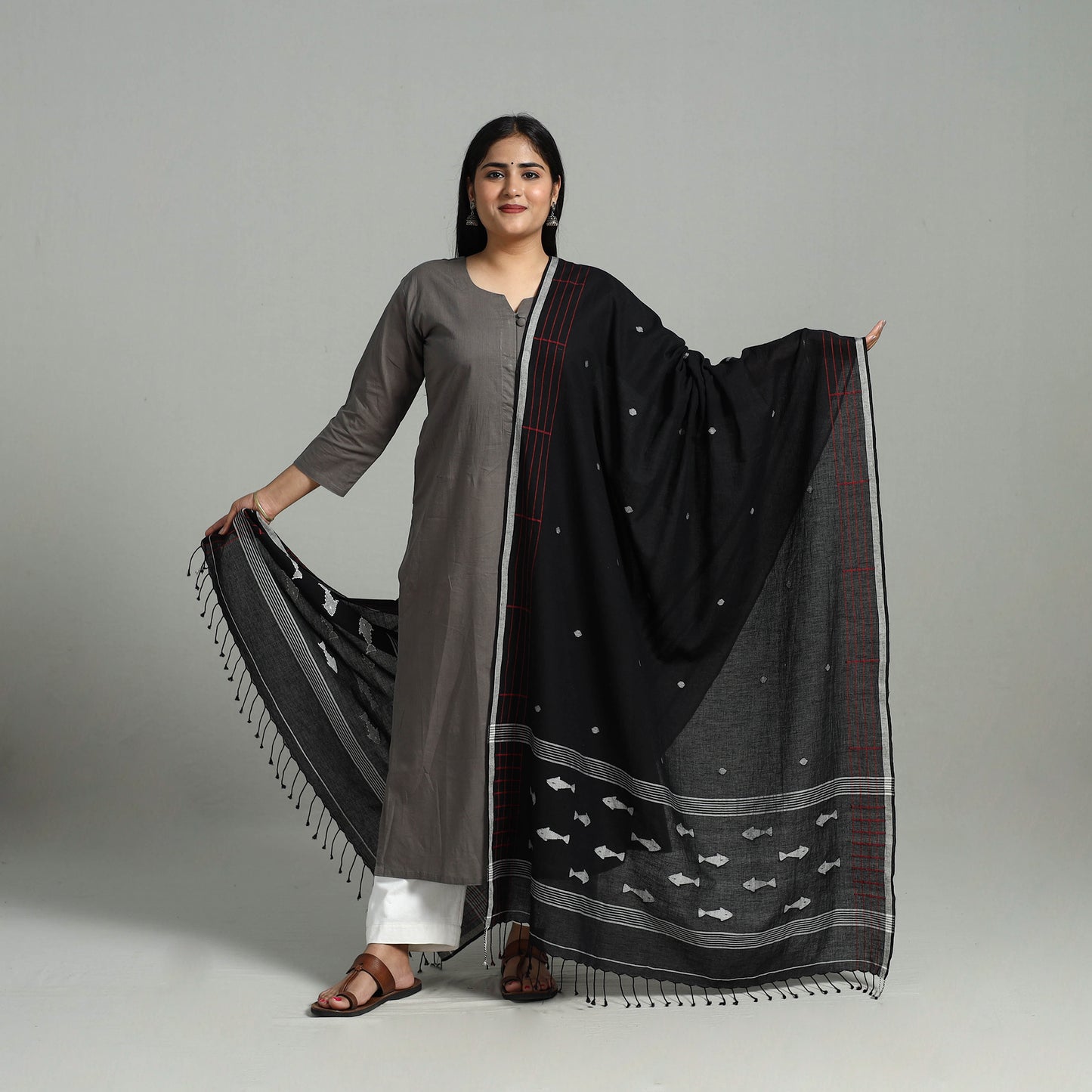 Black - Handloom Cotton Burdwan Jamdani Dupatta 19