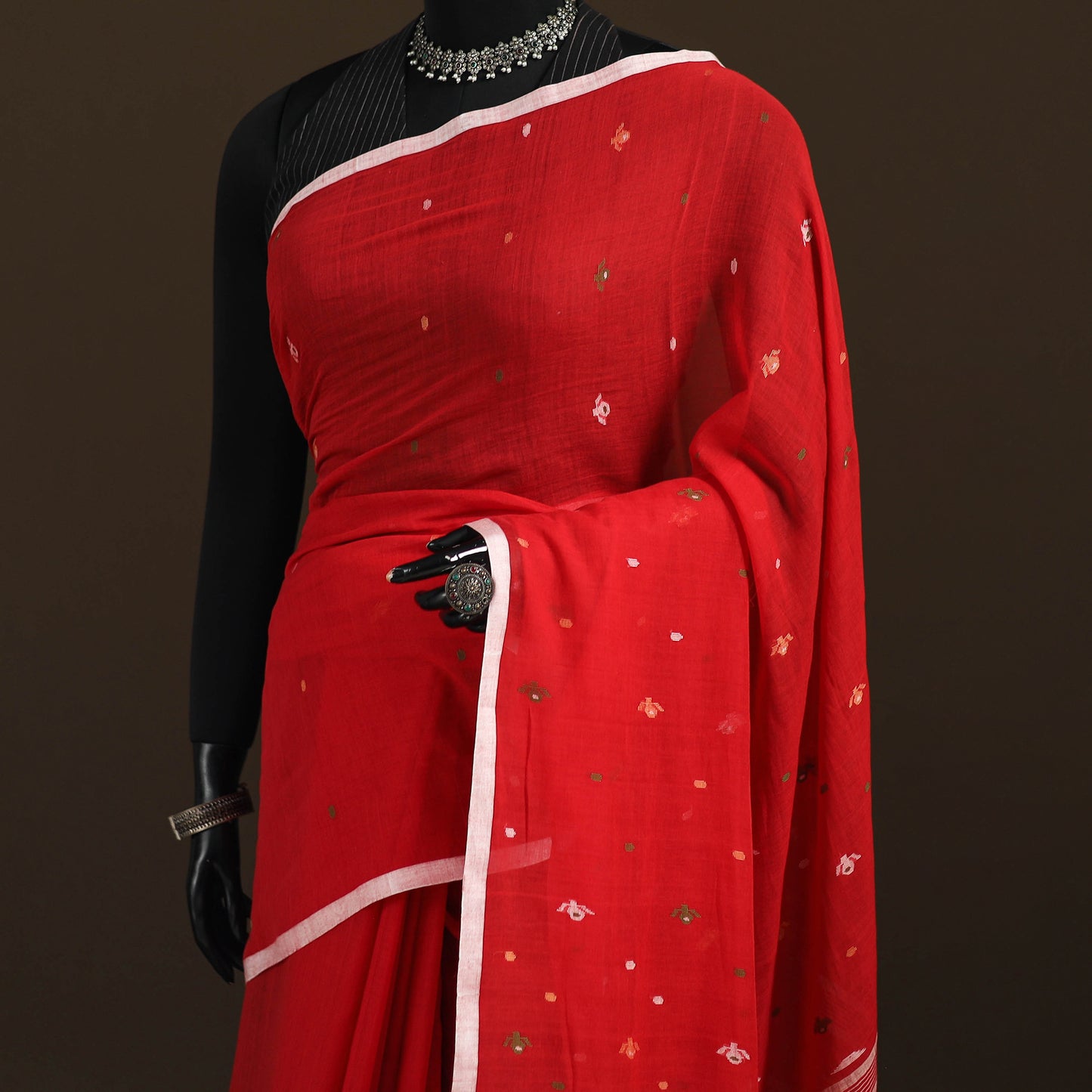 Phulia Jamdani Pure Handloom Cotton Saree with Tassels (Count 92/84) 24