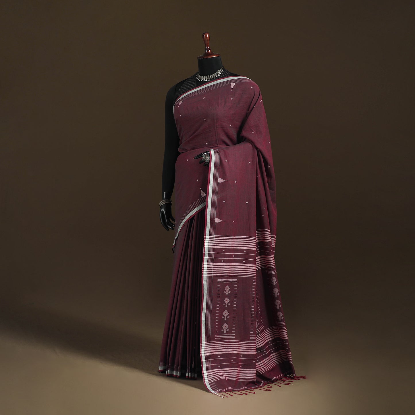 Phulia Jamdani Pure Handloom Cotton Saree with Tassels (Count 92/60) 26