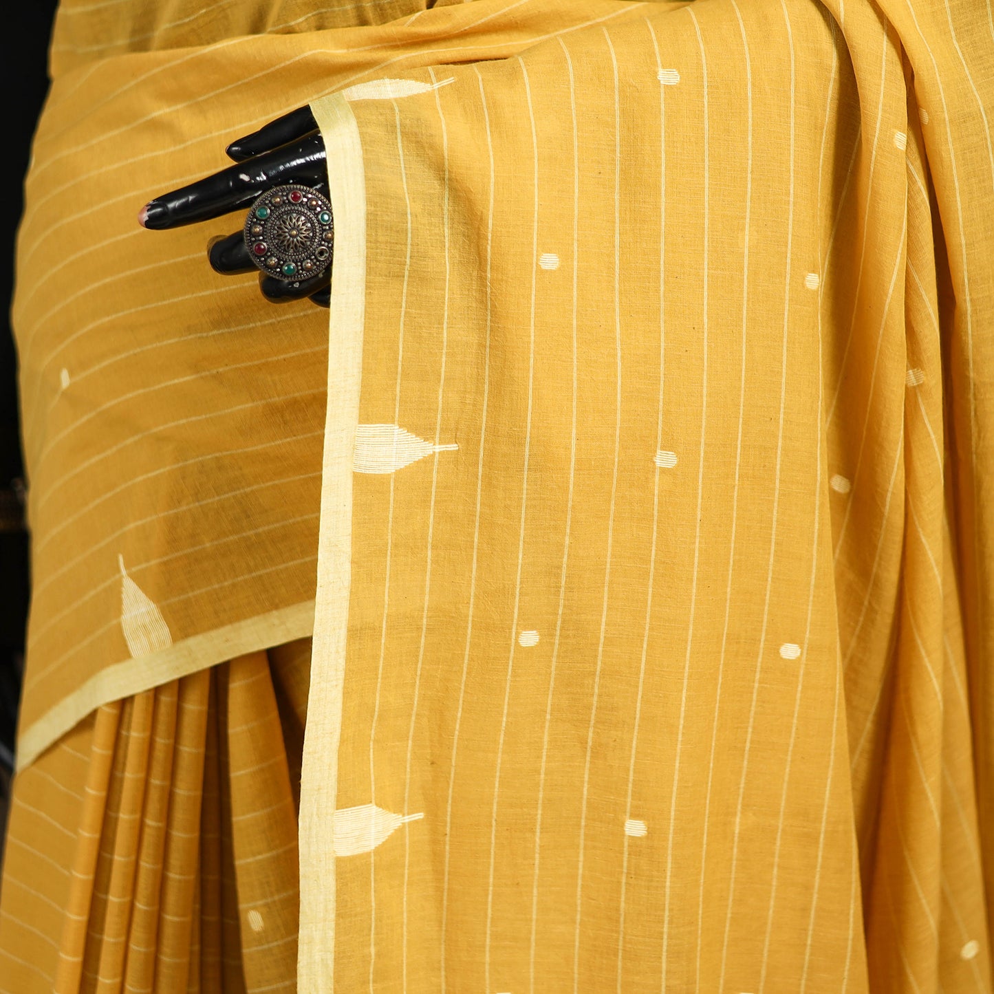 Phulia Jamdani Pure Handloom Cotton Saree with Tassels (Count 92/60) 27