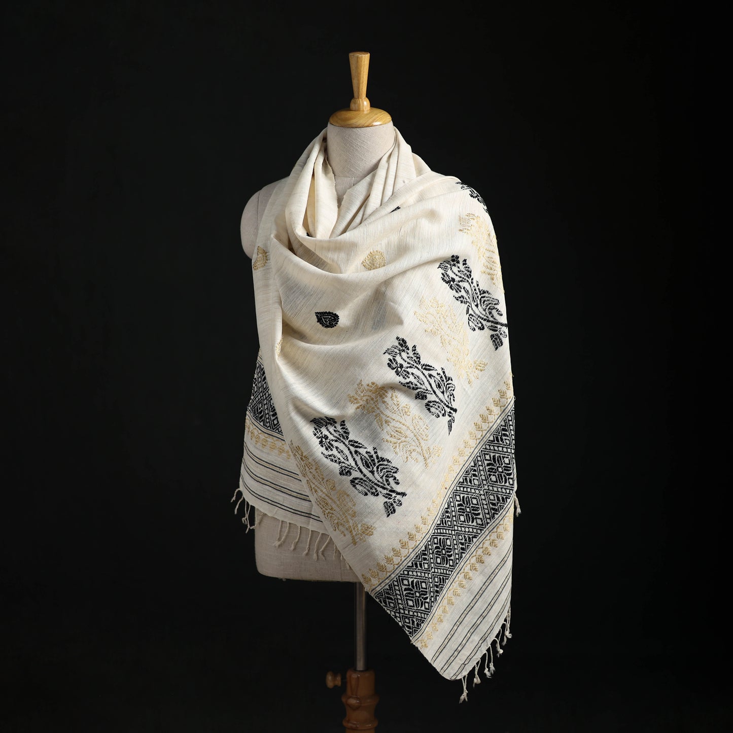 Handspun Handwoven Pure Eri Silk Aari Hand Embroidered Shawl of Assam 26