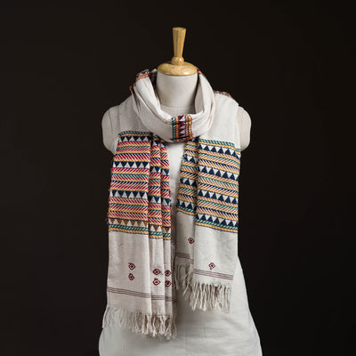 Orissa Tribal Kapadaganda Hand Embroidered Pure Handwoven Cotton Stole 09