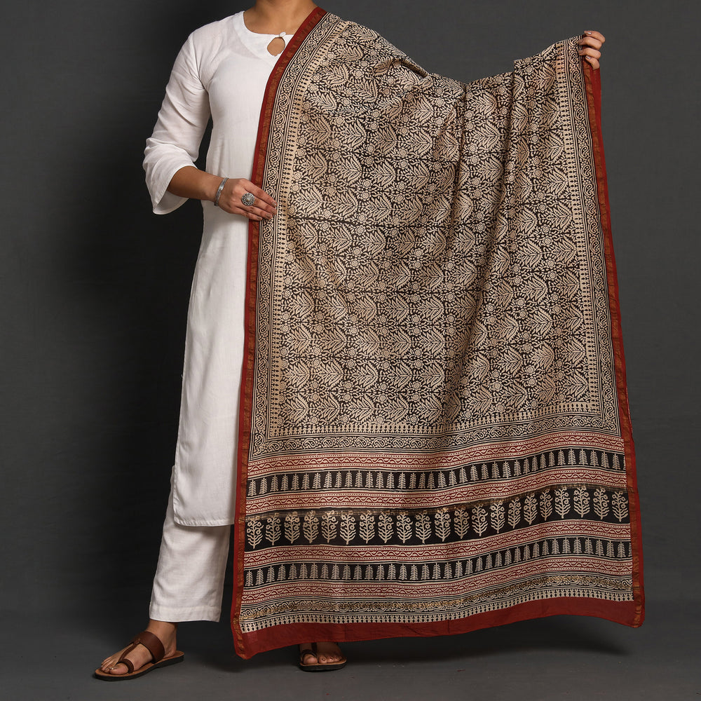 bagru dupatta