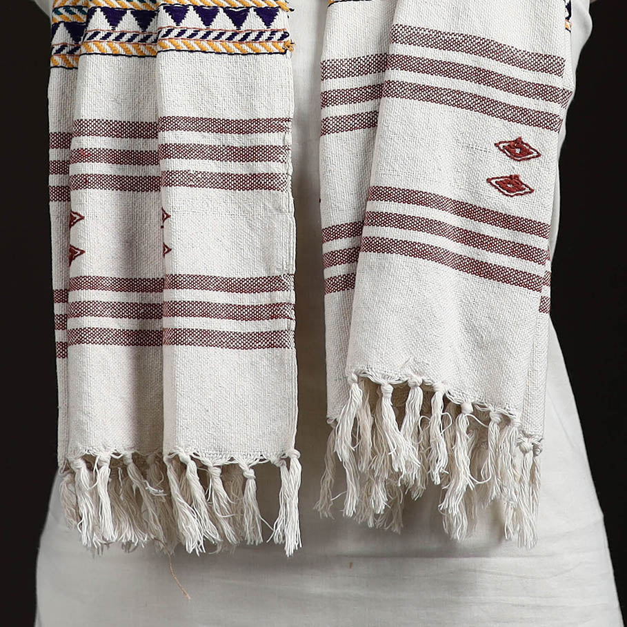 Orissa Tribal Kapadaganda Hand Embroidered Pure Handwoven Cotton Stole 15