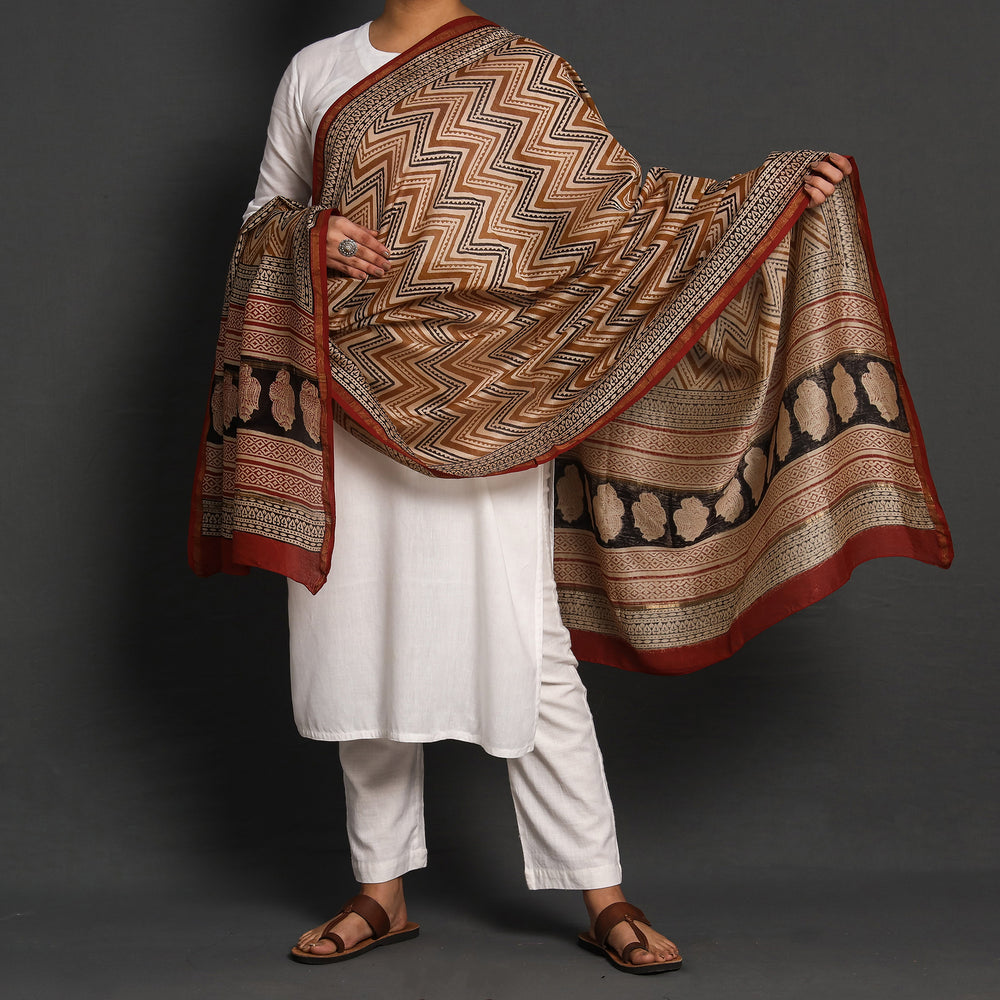 bagru dupatta