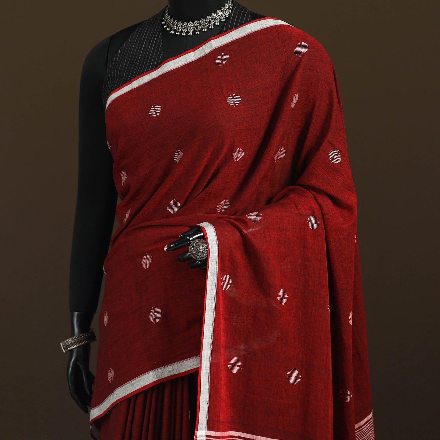 Phulia Jamdani Pure Handloom Cotton Saree with Tassels (Count 92/60) 31