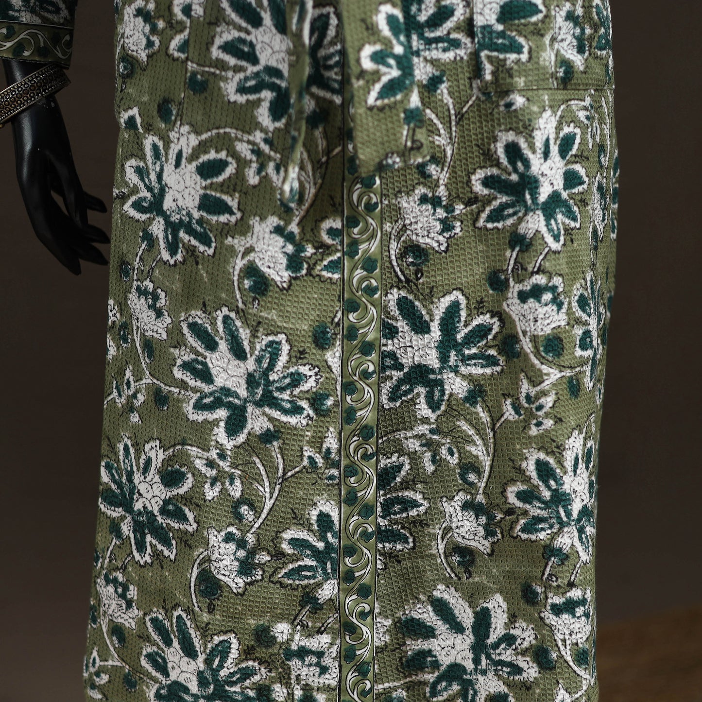 Sanganeri Hand Block Print Waffle Weave Cotton Bath Robe 18