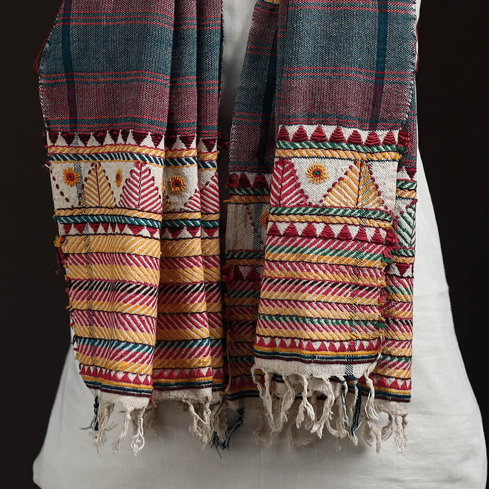 Orissa Tribal Kapadaganda Hand Embroidered Pure Handwoven Cotton Stole 25