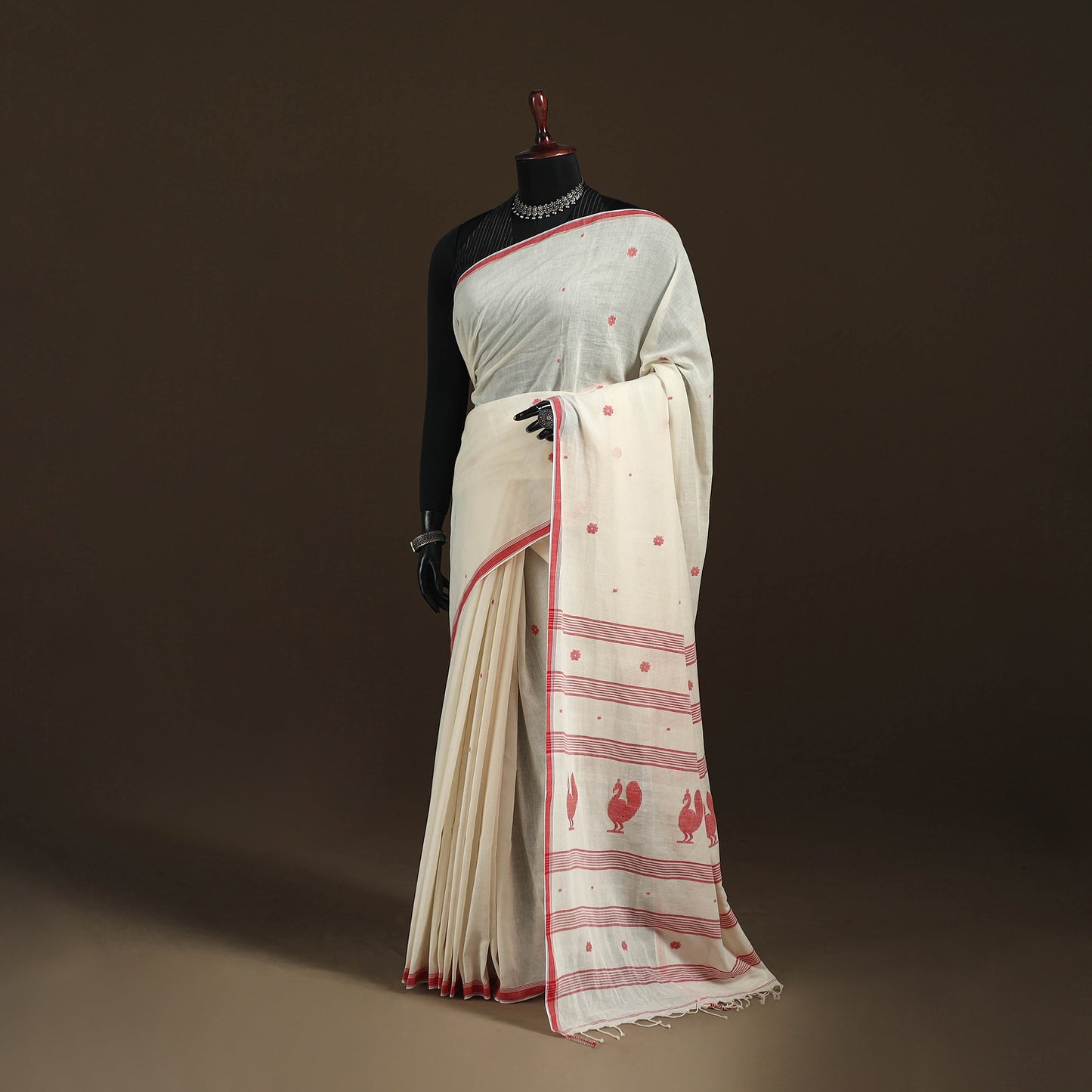 Phulia Jamdani Pure Handloom Cotton Saree with Tassels (Count 92/60) 32