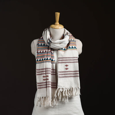 Orissa Tribal Kapadaganda Hand Embroidered Pure Handwoven Cotton Stole 27