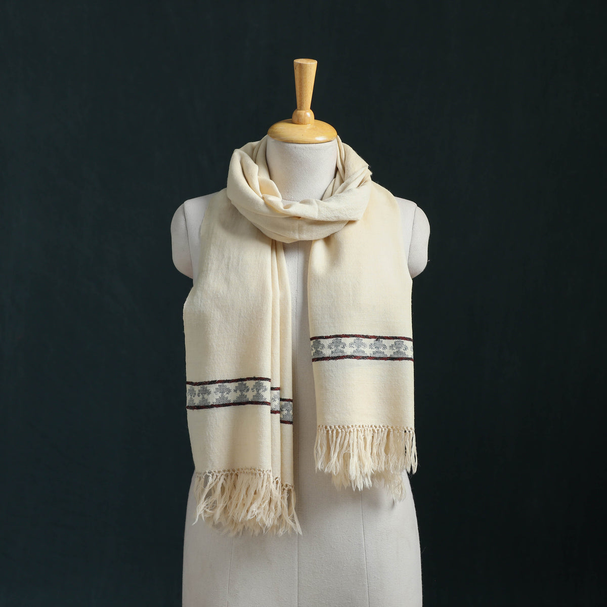 Ladakh Pure Handwoven Sheep Merino Wool Stole 05